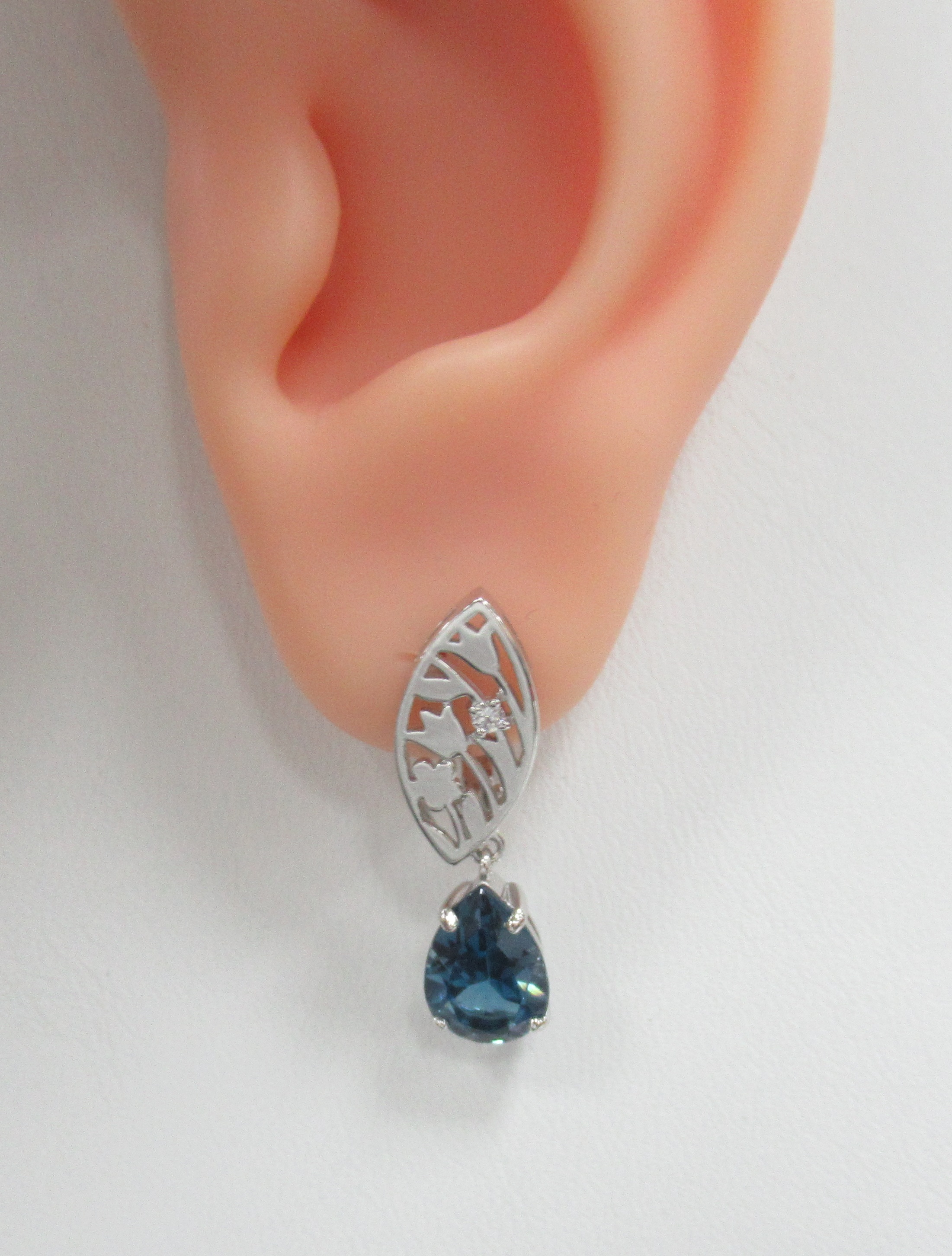 10512-000761 Серьги (Au 585)